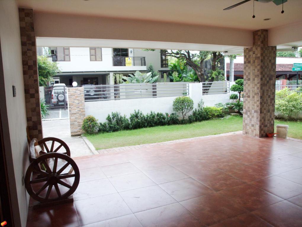 Casa Amiga Dos Villa Manila Esterno foto